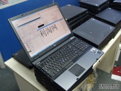 <b>適合作圖的二手惠普8710W筆記本17寸高分屏幕</b>