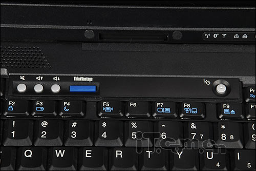 終極移動(dòng)工作站 ThinkPad W500評(píng)測