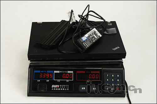 終極移動(dòng)工作站 ThinkPad W500評(píng)測