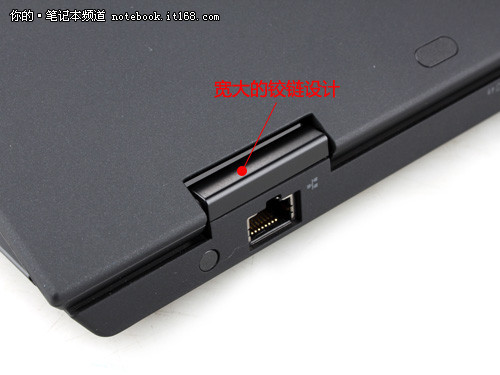 接口齊全 X1底部及側(cè)面接口介紹