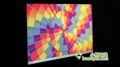 i5配專業(yè)獨(dú)顯惠普新款商務(wù)本8540p評(píng)測(2)