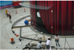 <b>蘋果在上海的新址已經(jīng)開始外觀籌備了預(yù)計10月底可開業(yè)！</b>