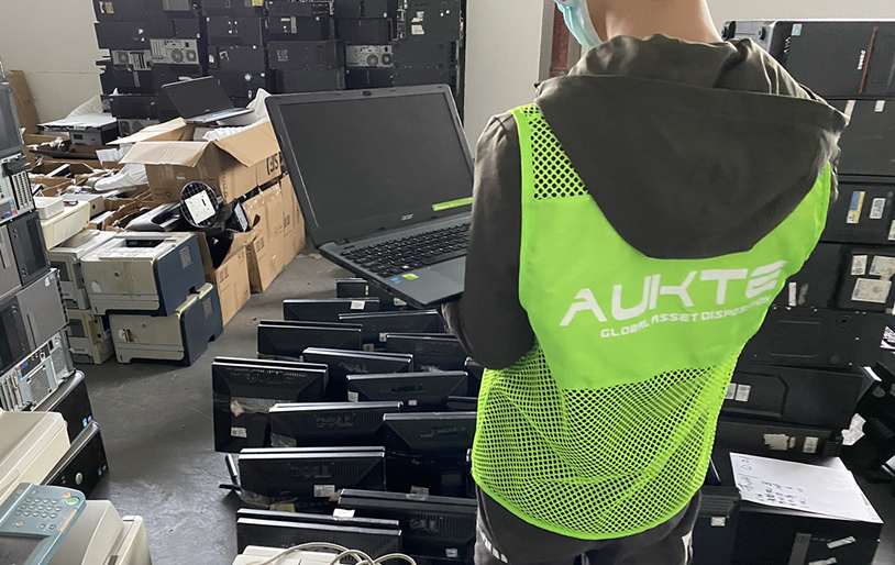 關于回收后的筆記本電腦外殼是如何翻新的？以何種形式再次流入市